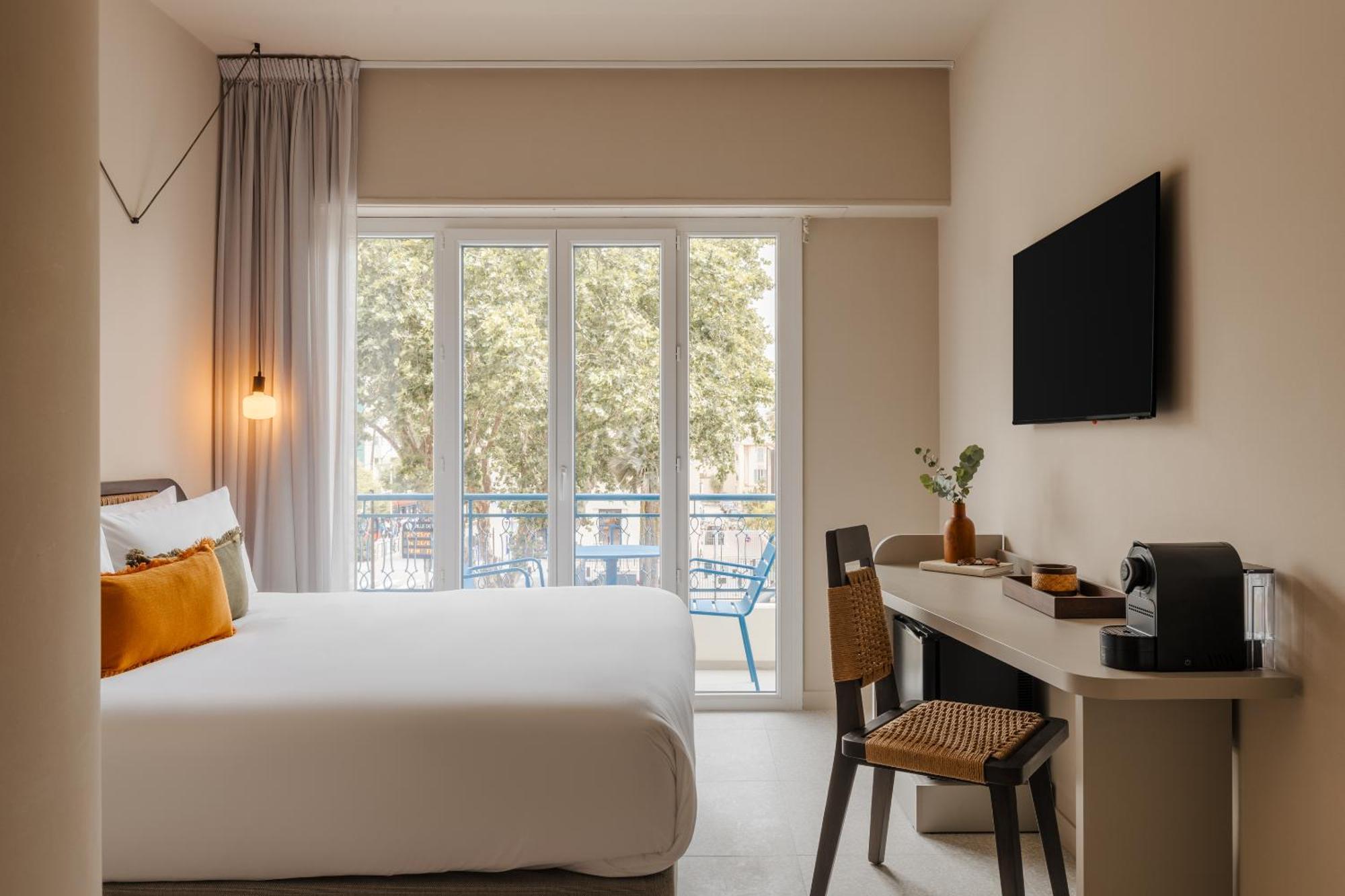 Yelo Promenade Powered By Sonder Hotel Nisa Exterior foto